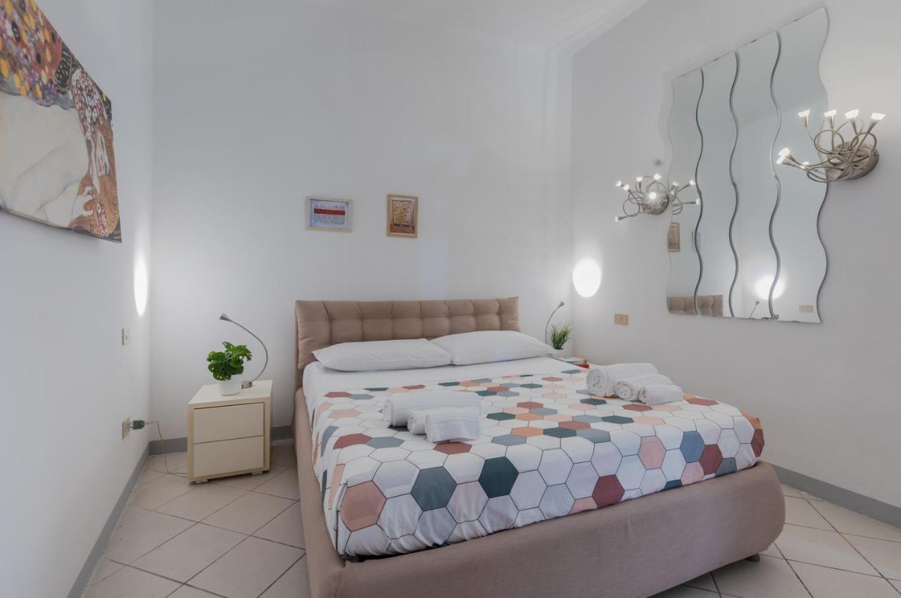 Tuttomondo Central Flat With Private Courtyard بيزا المظهر الخارجي الصورة